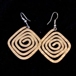 Swirl earrings